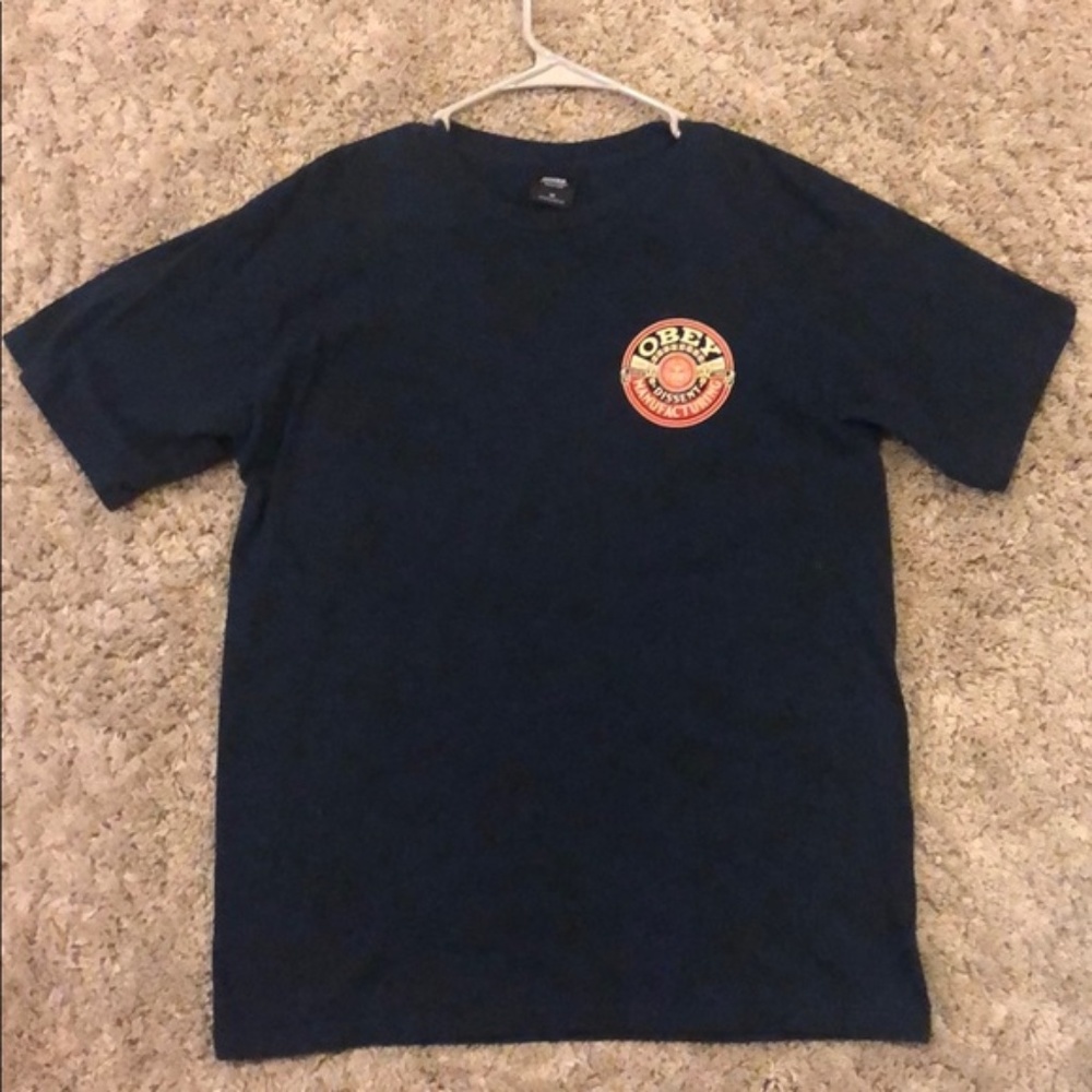 Men’s obey t shirt